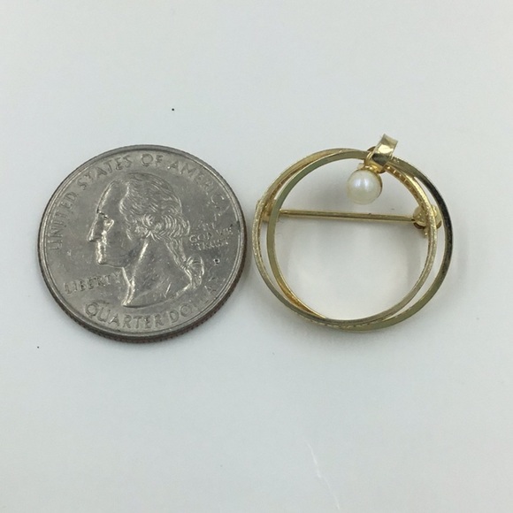 12K GF Circular Brooch With Genuine Pearl Clip Pin - Picture 5 of 8